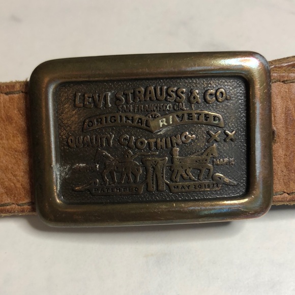 Levi's Accessories - Levis Strauss Made in Canada belt. Vintage!